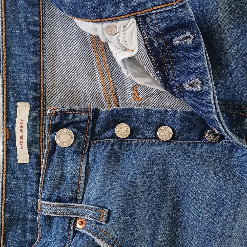 Levi's Button Wedgie Skinny